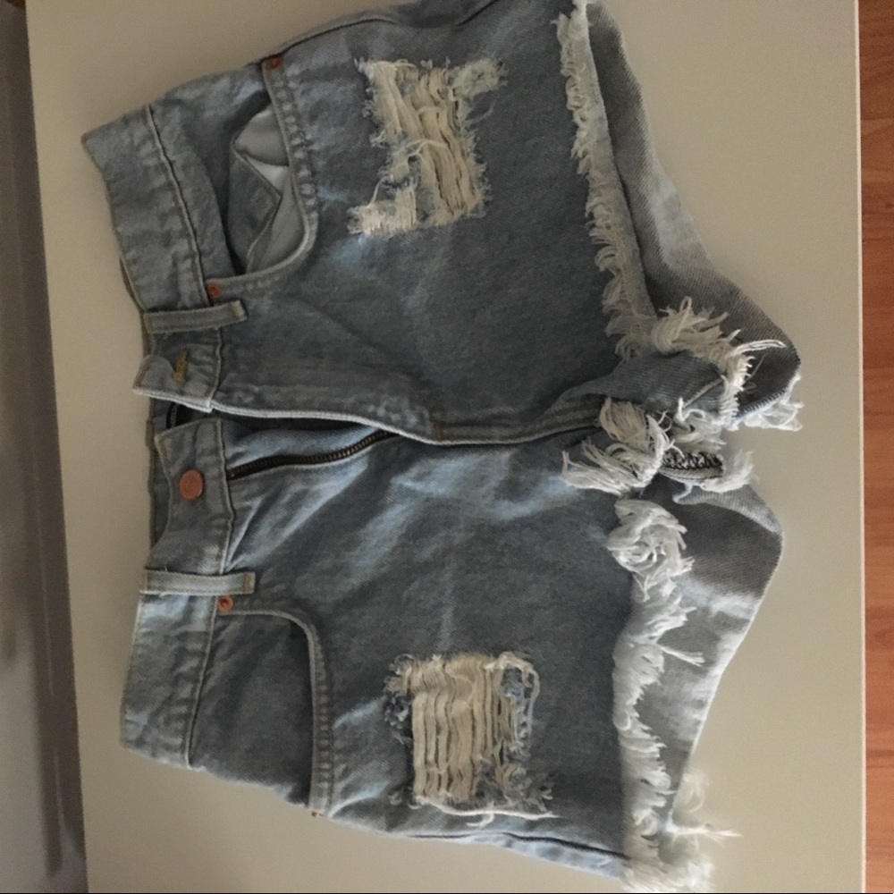 Brandy Melville Jean shorts NWOT