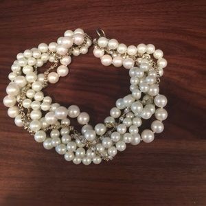 Ann Taylor Pearl and rhinestone gold necklace