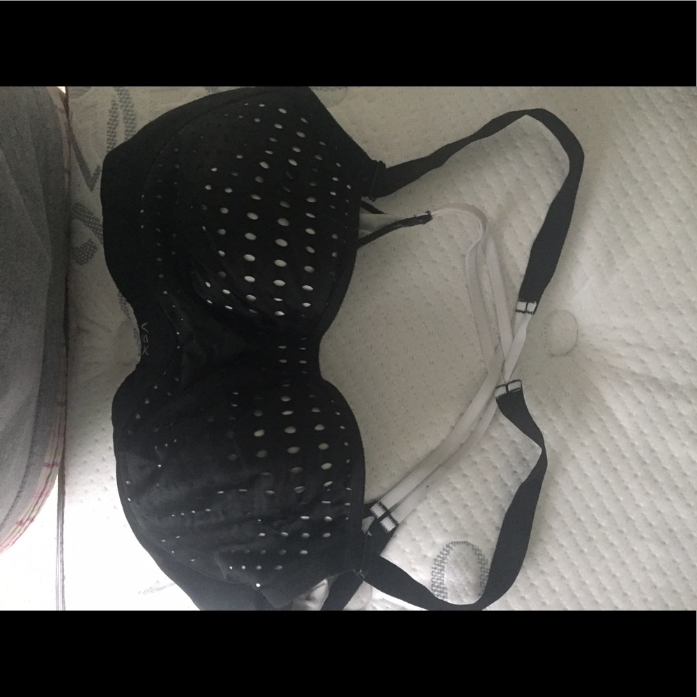 VS Sports Bra