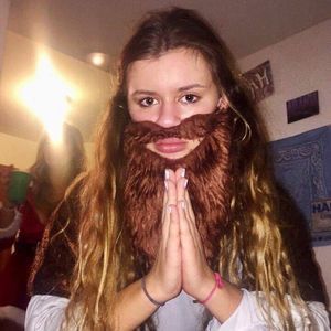 Meet your Posher, Faith