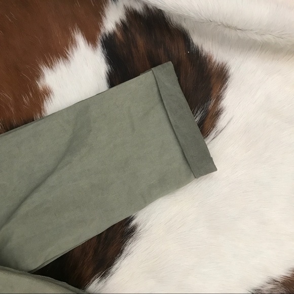 N-W-T Army Green Skinny Jean - Picture 2 of 5