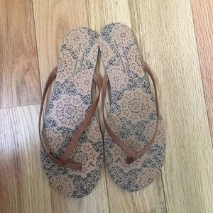 Brown feux leather flip flop