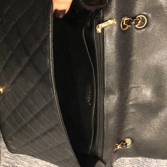 Chanel black caviar maxi bag!! - Picture 6 of 7