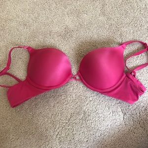 VS Hot Pink Bombshell