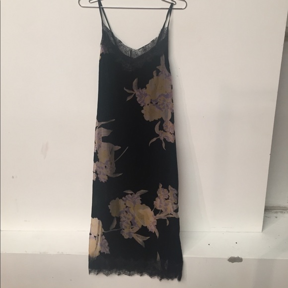 Band of Gypsies Velvet Floral Slip Dress - Picture 2 of 3