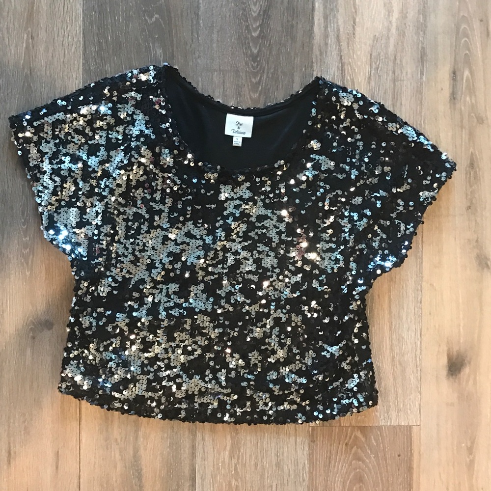 Hot & Delicious crop top
