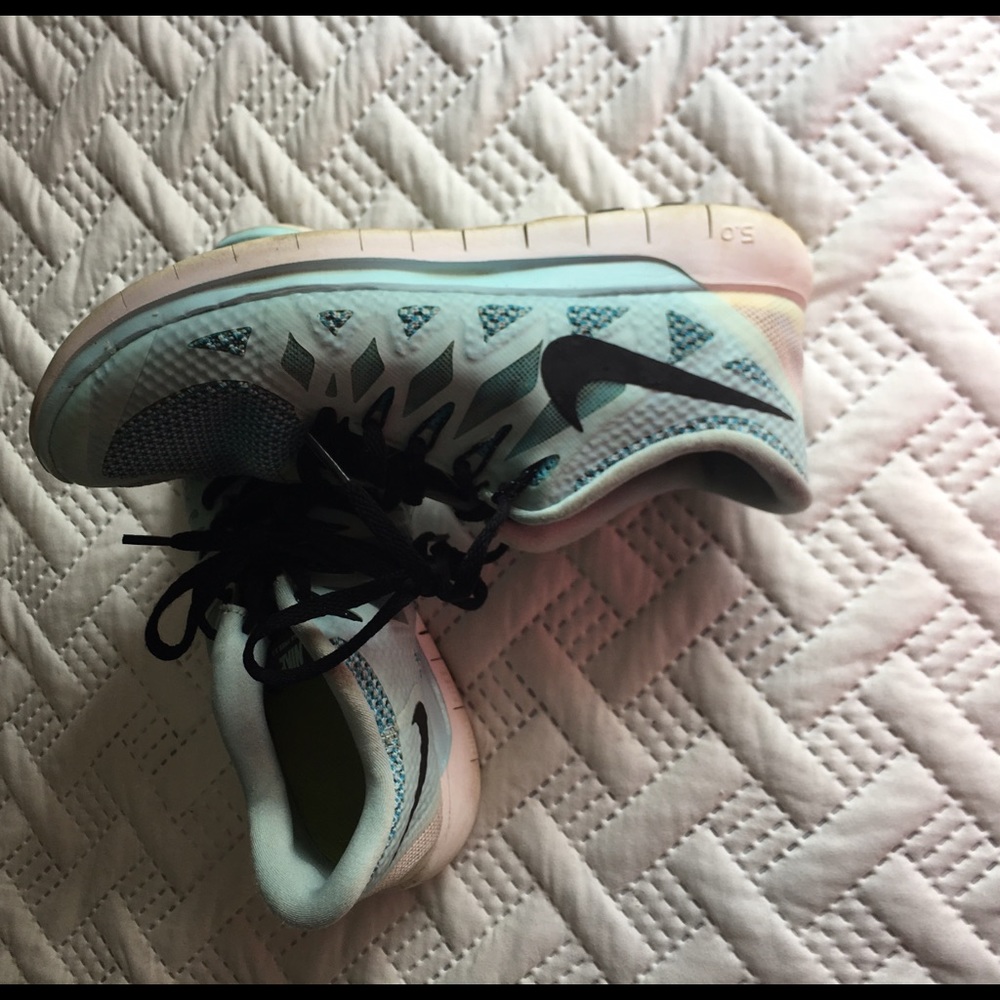 Tiffany blue Nike free run