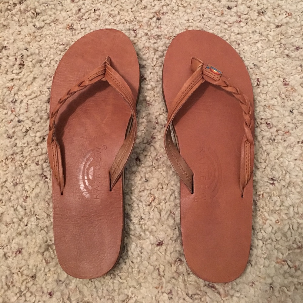 NWOT Brown Leather Braided Rainbows size 7.5