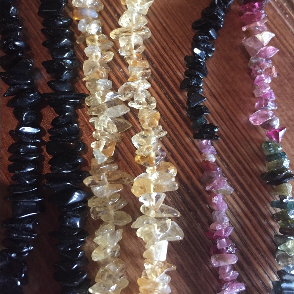3 stone necklaces