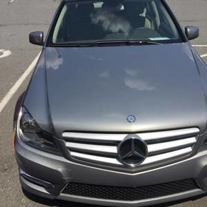 Meet your Posher, Caroline