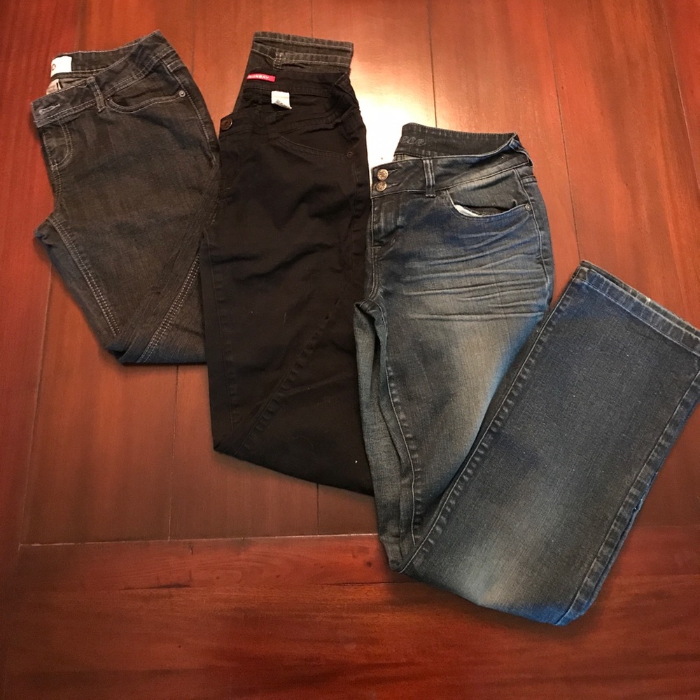Various brands all size 9 jeans