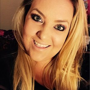 Meet your Posher, Veronica