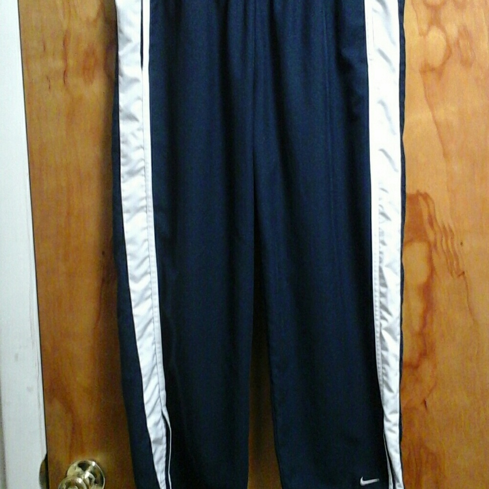 Women's Nike Crop Track Pants