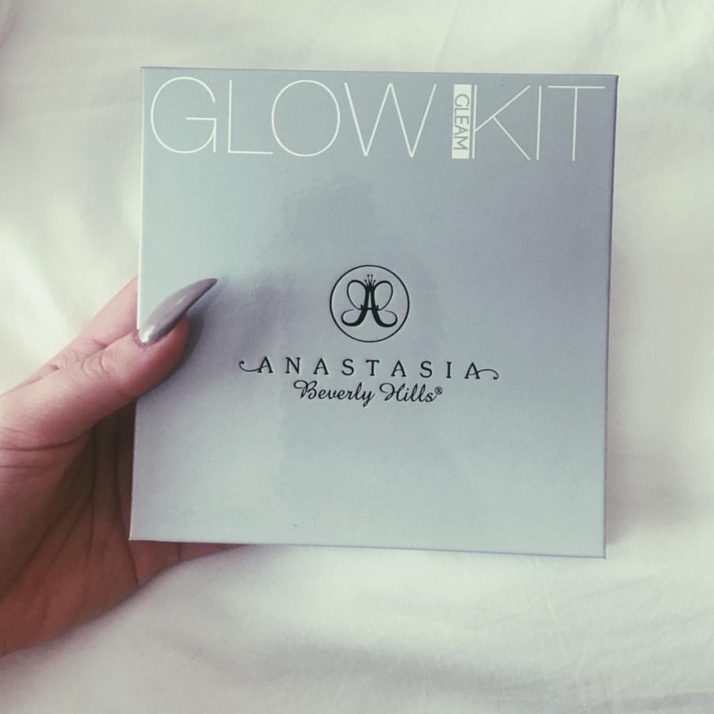 Anastasia Beverly Hills Gleam Glow Kit