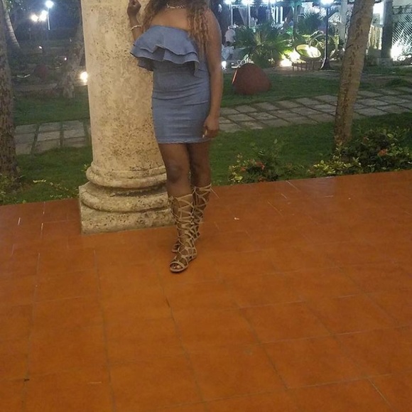 Denim off shoulder dress - Picture 3 of 3