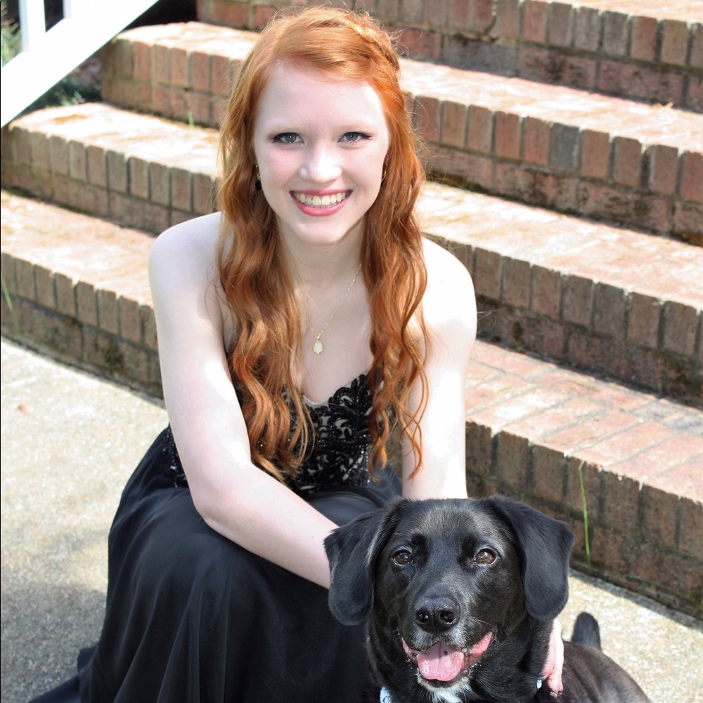 Meet your Posher, Courtney