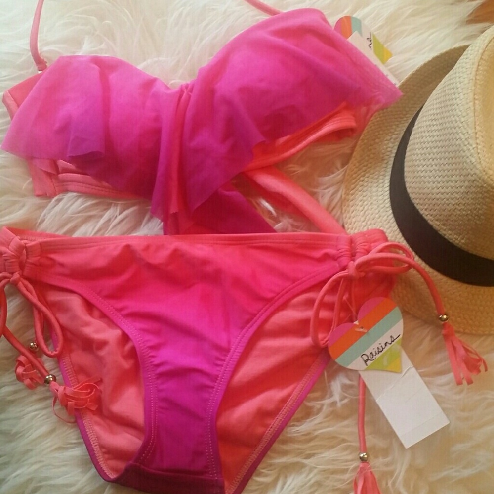 !!SOLD!!Ombre Bikini Set w/Shorts Cover-Up!!SOLD!!