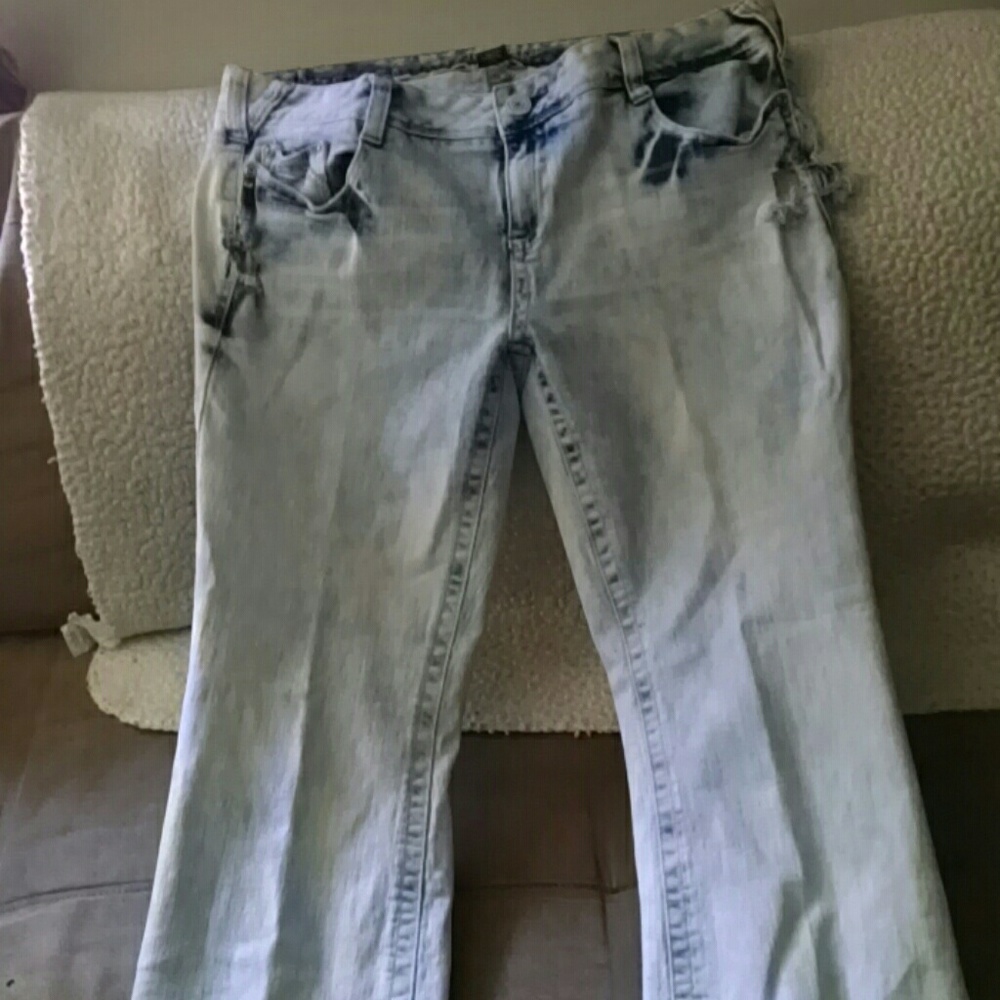 Stonewash blue jeans