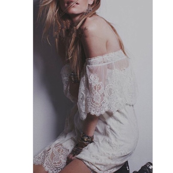 Lace Cover Up Tunic Medium Only - Picture 2 of 6