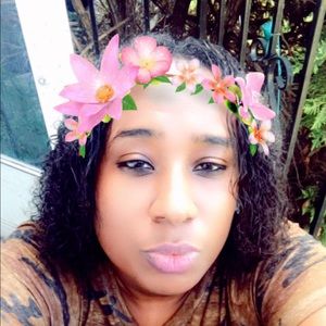 Meet your Posher, Manuela