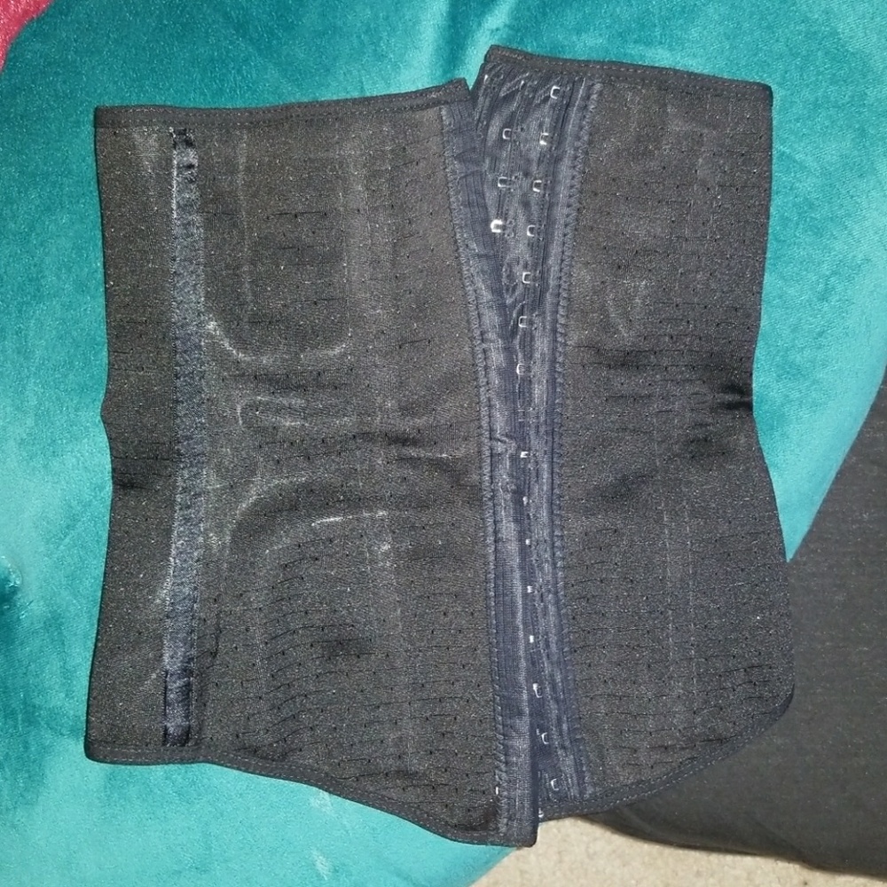Premadonna waist trainer