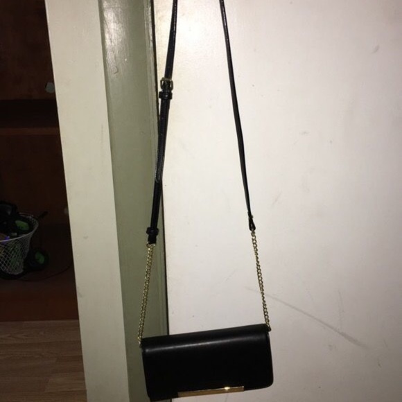 Strap purse - Picture 1 of 4