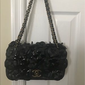 Shoulder bag. Not real Chanel
