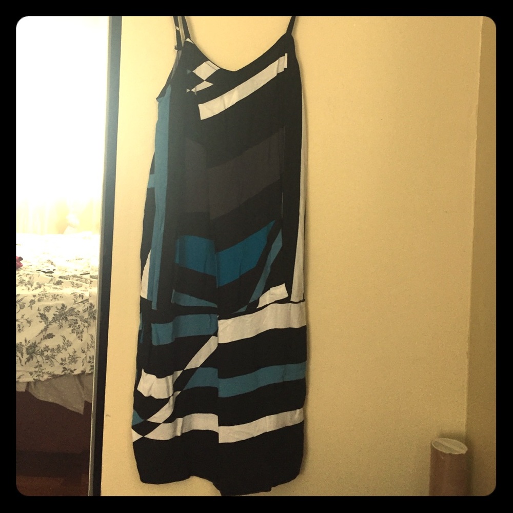 Disco design, leg and butt flattering dress