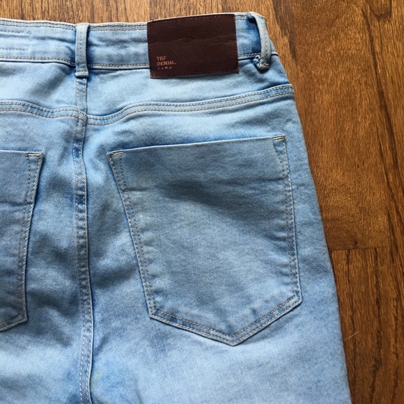 (Sold) Zara TRF Skinny Jeans - Picture 4 of 4