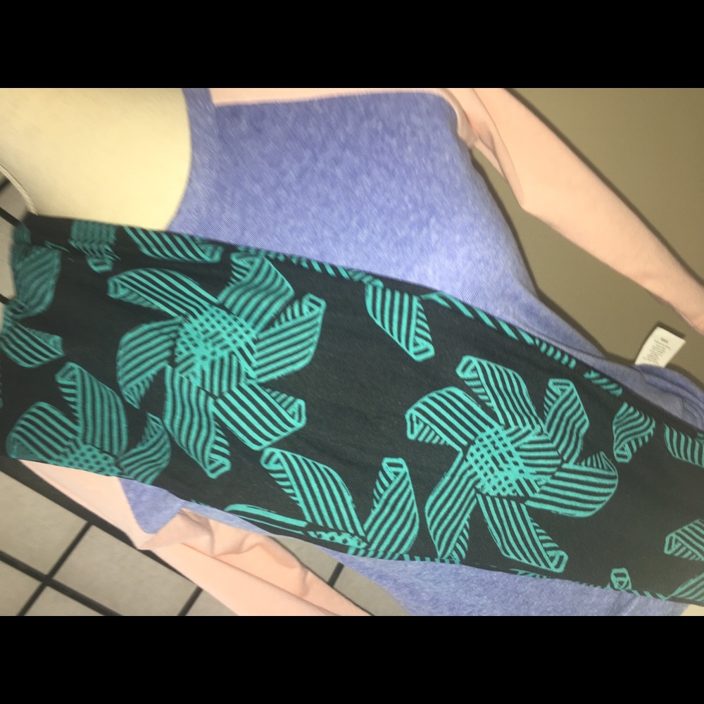 OS LuLaRoe Leggings - Teal and Black