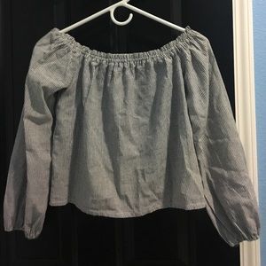Brandy Melville off the shoulder top