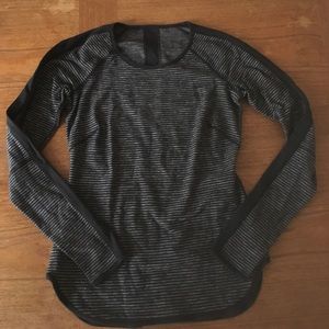 Lululemon stretch long sleeve