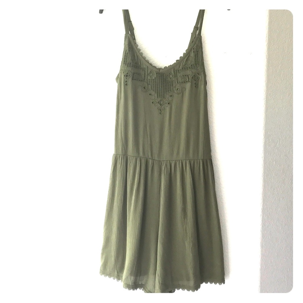 Light weight olive green Romper.