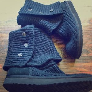 Authentic Ugg Classic Cardy Crochet Boots (Black)