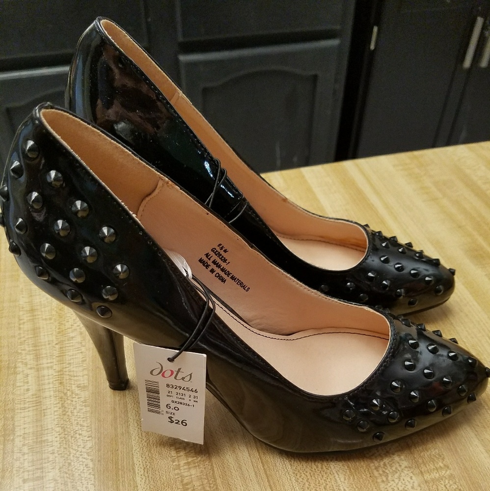 dots brand heels