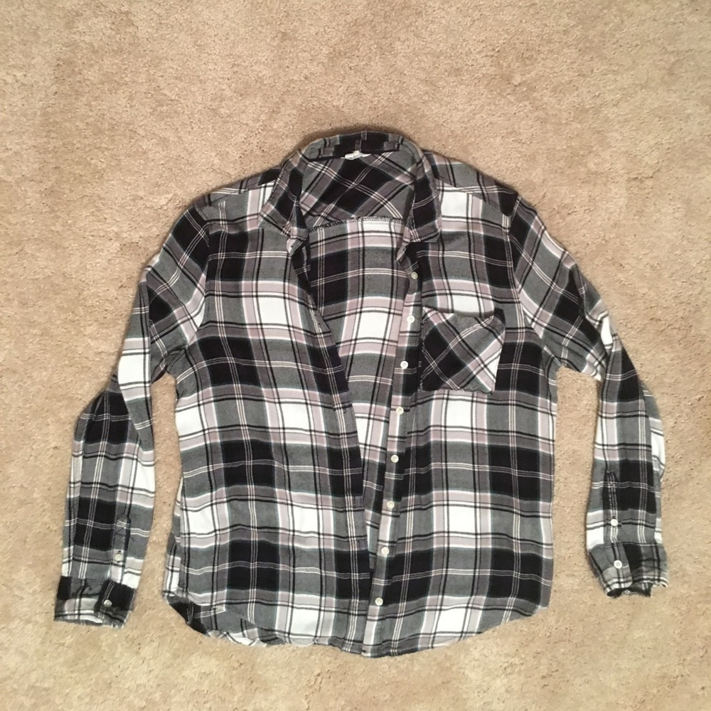 Long-sleeved flannel shirt