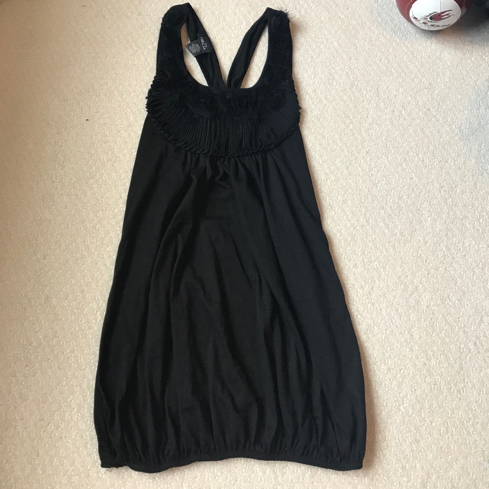 Rue 21 tank