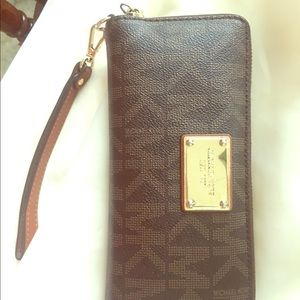 Authentic MK Wallet