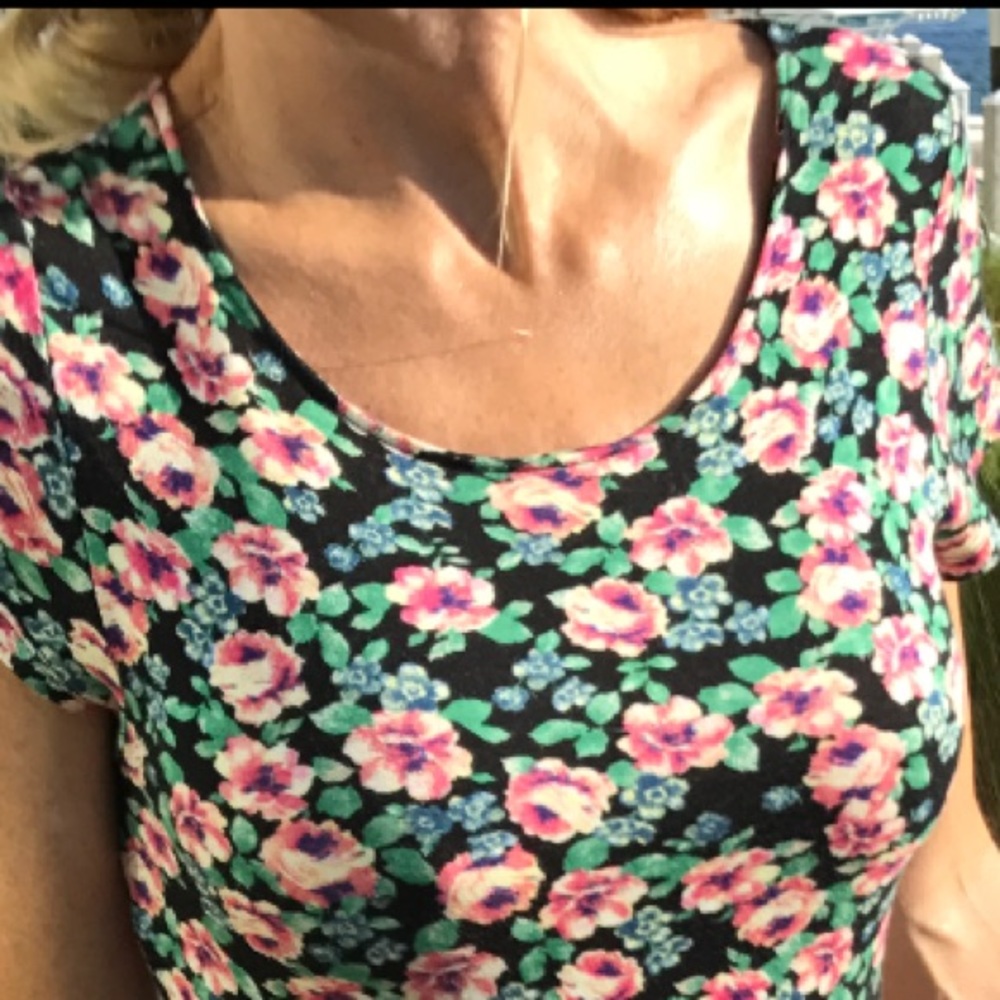 On Hold 🌺keyhole Open Back Flower Print Dress 🌺 - Picture 4 of 4