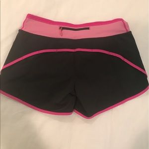 Lulu Lemon Smooth Stride Run Short