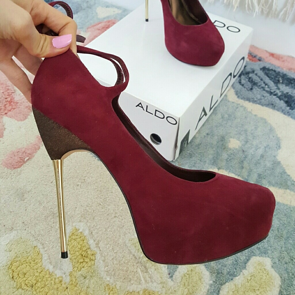 ALDO Gabay Stiletto Platform Pumps size 40.