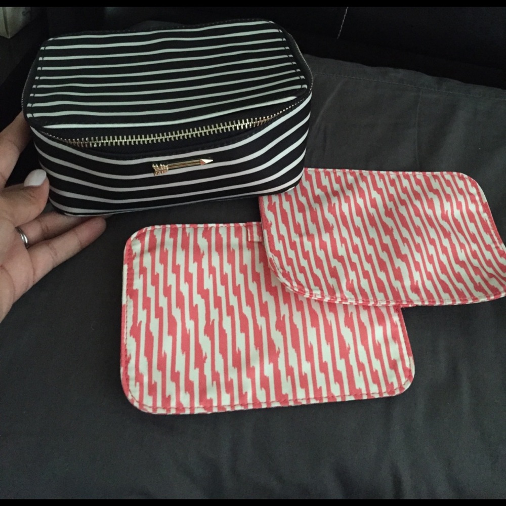 Stella and dot jewelry box