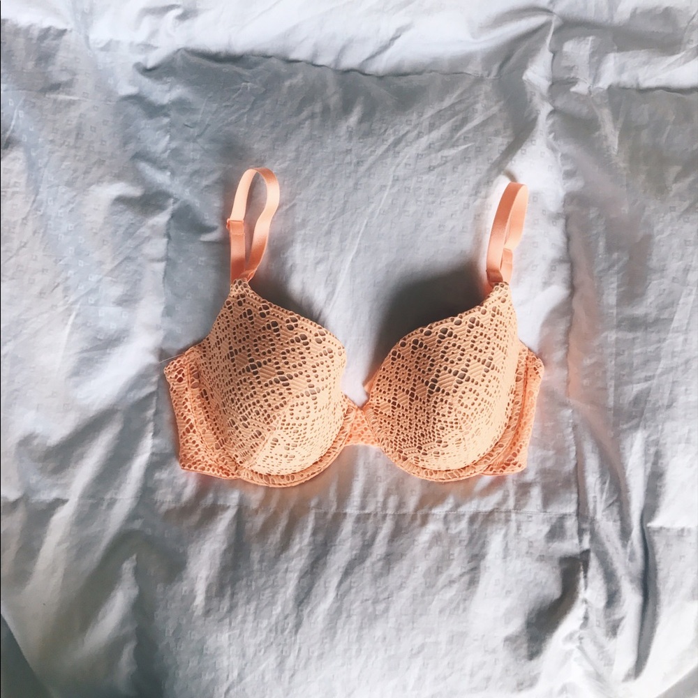 Peach Crochet VS Bra