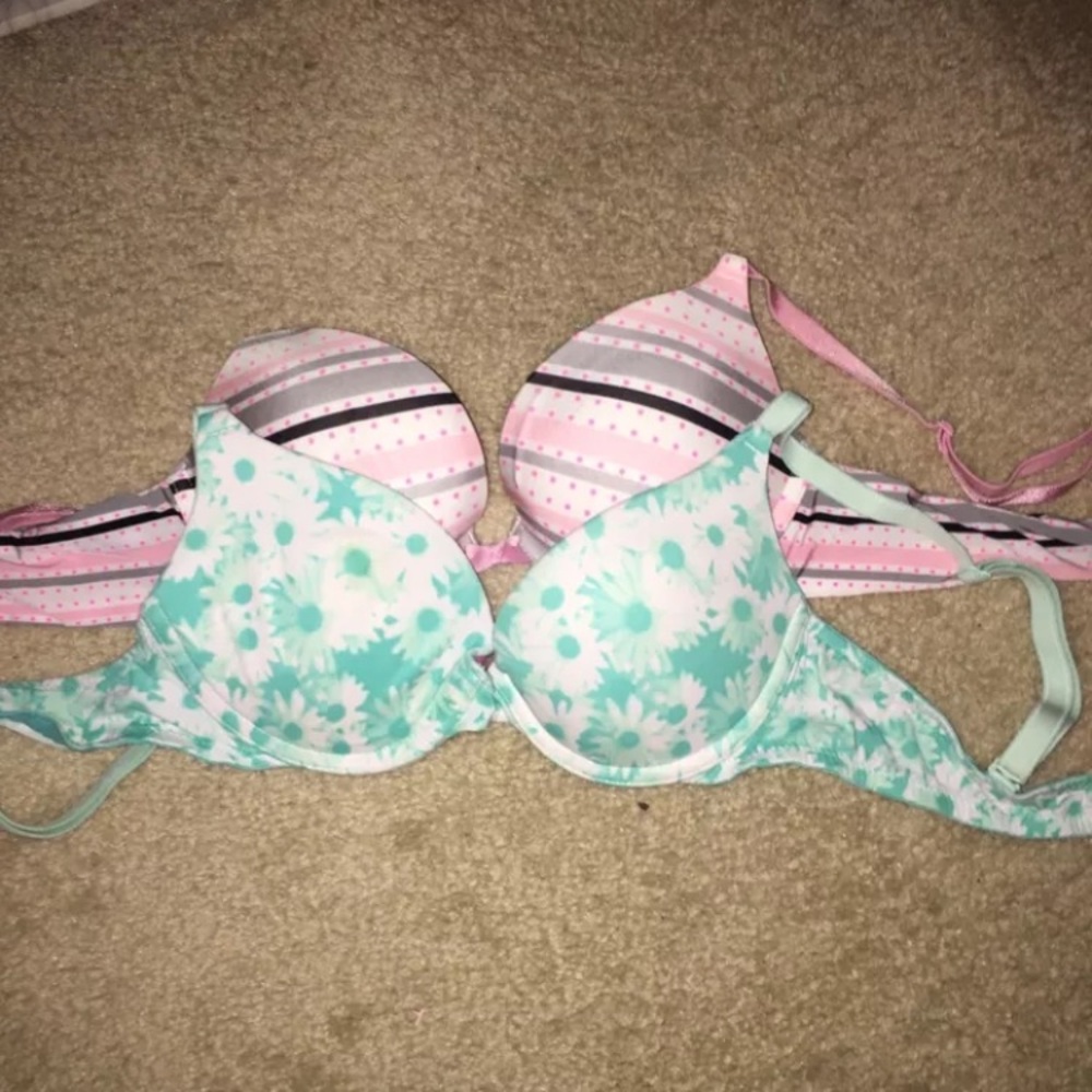 Victoria secret push up bra set size 34A