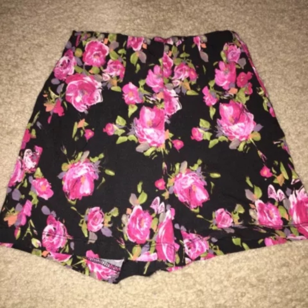 PAC sun floral high waisted shorts