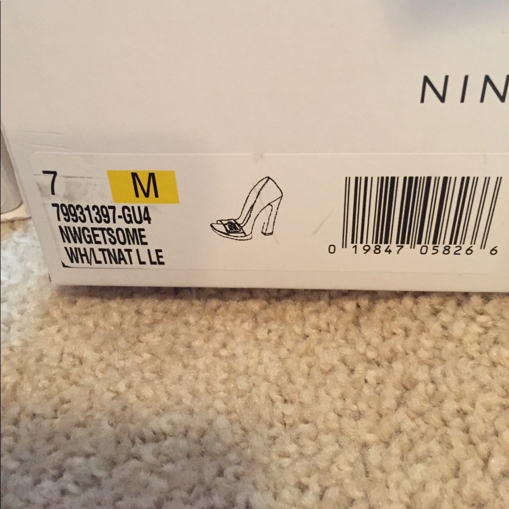 Nine West Size 7 Shoes - Picture 6 of 6