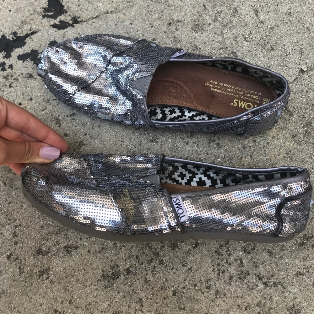 Sequence TOMS - Picture 2 of 5