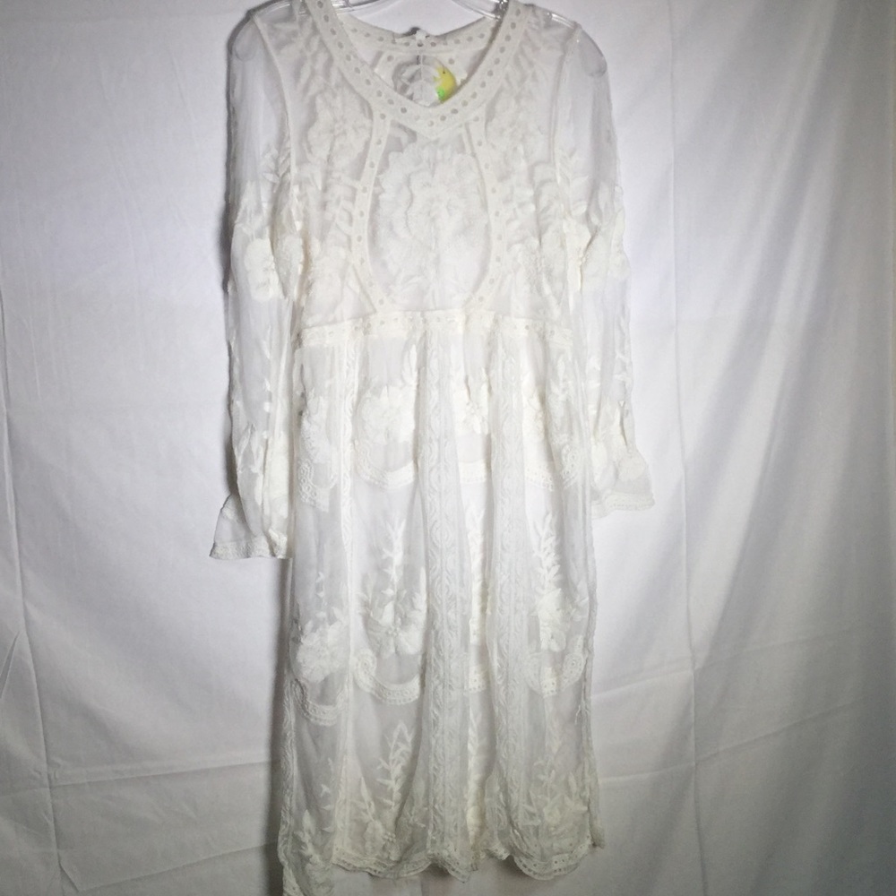 41🐰💛 nasty Gal Tania lace midi dress - Picture 5 of 8