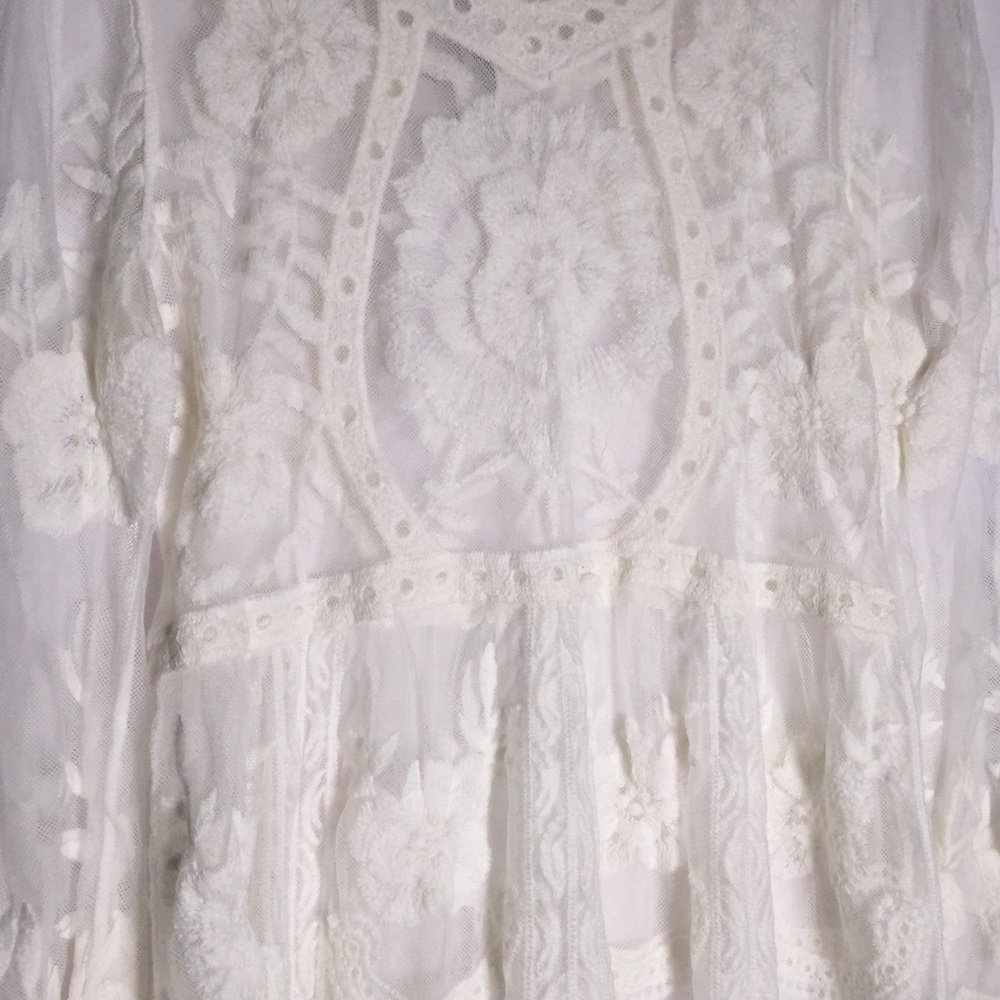 41🐰💛 nasty Gal Tania lace midi dress - Picture 6 of 8