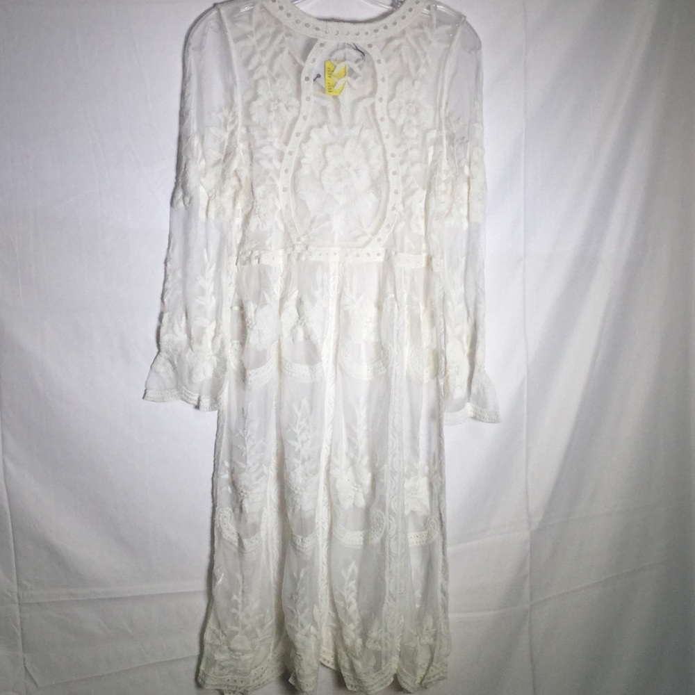 41🐰💛 nasty Gal Tania lace midi dress - Picture 7 of 8